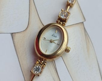 Vintage Limit Damenuhr goldfarbenes Armband mit Strassakzenten Seltenes Sammlerstück Damen Armbanduhr Ovales Zifferblatt Retro Schmuck Geschenk