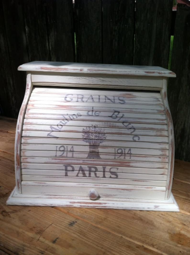 RESERVED for RMJ extra large bread box in Paris style with Jumper famille 1946 and 1950 image 2