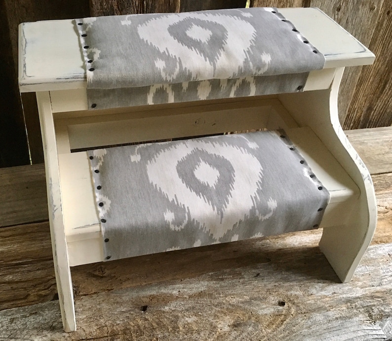 Bed steps white farmhouse distressed finish with gray fabric for pets or people customizable image 3