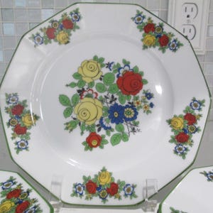 Vintage PT Bavaria Tirschenreuth Floral Set of 6 Luncheon plates-Multisided