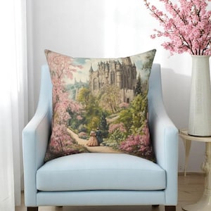 Poduszka dekoracyjna Fairy Tale Castle | Poduszka dekoracyjna Romantyczny ogród | Poduszka fantasy inspirowana stylem vintage | Cottagecore Princesscore Home Accent