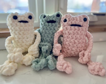 Crochet Frog, Leggy Frog, Kawaii Plush, Crochet Gift, Mini Plush, Crochet Stuffed Animal, Fun Gift for Kids