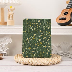 Green Daisy Kindle Colorsoft Paperwhite Case 2/3/4, Kobo Libra Cover,Paperwhite 12th 7‘’ 11th 6‘’，Kindle 11th 2024,Kindle Oasis,Clear Back
