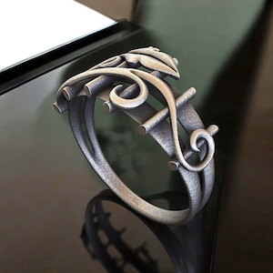 Sterling Silver Vine Leaf Ring - Botanical Floral Jewelry