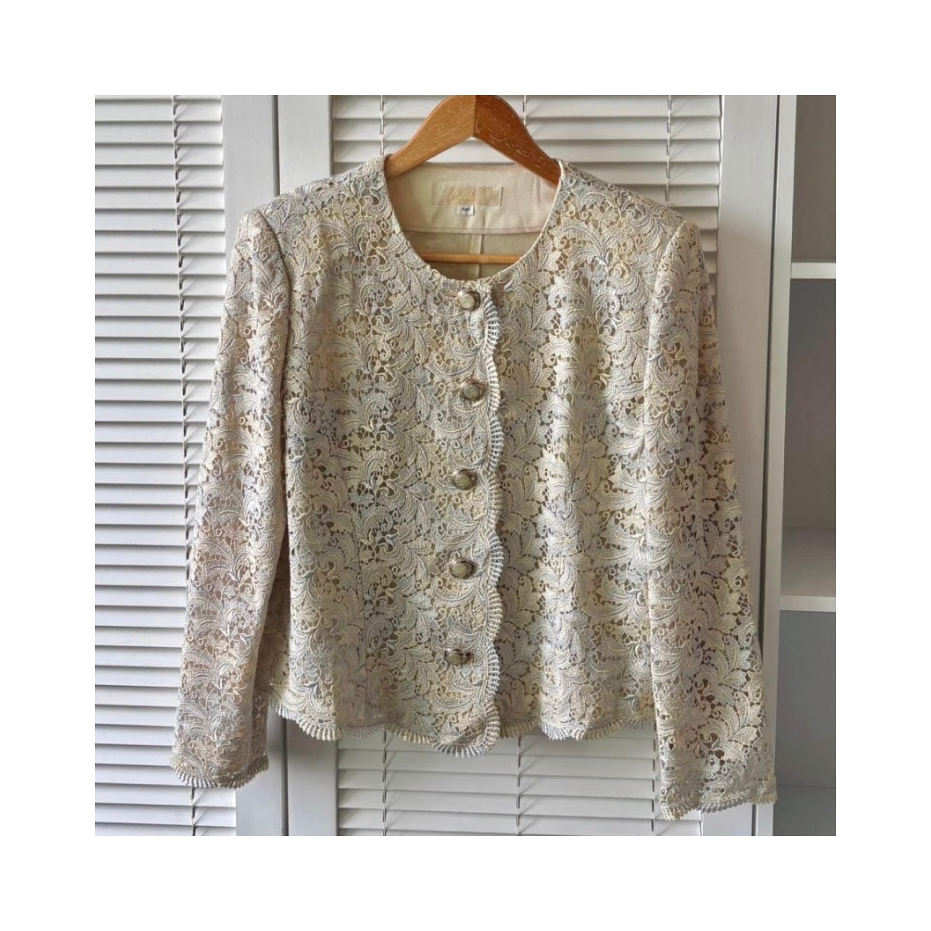 treat urself Retro lace jacket ベージュ Vintage Libeline Lace Rayon Jacket | Scalloped Gold Brocade Blazer