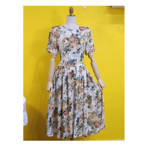 green emerald velvet dress Champagne Linen Floral Print Flare Mini Dress