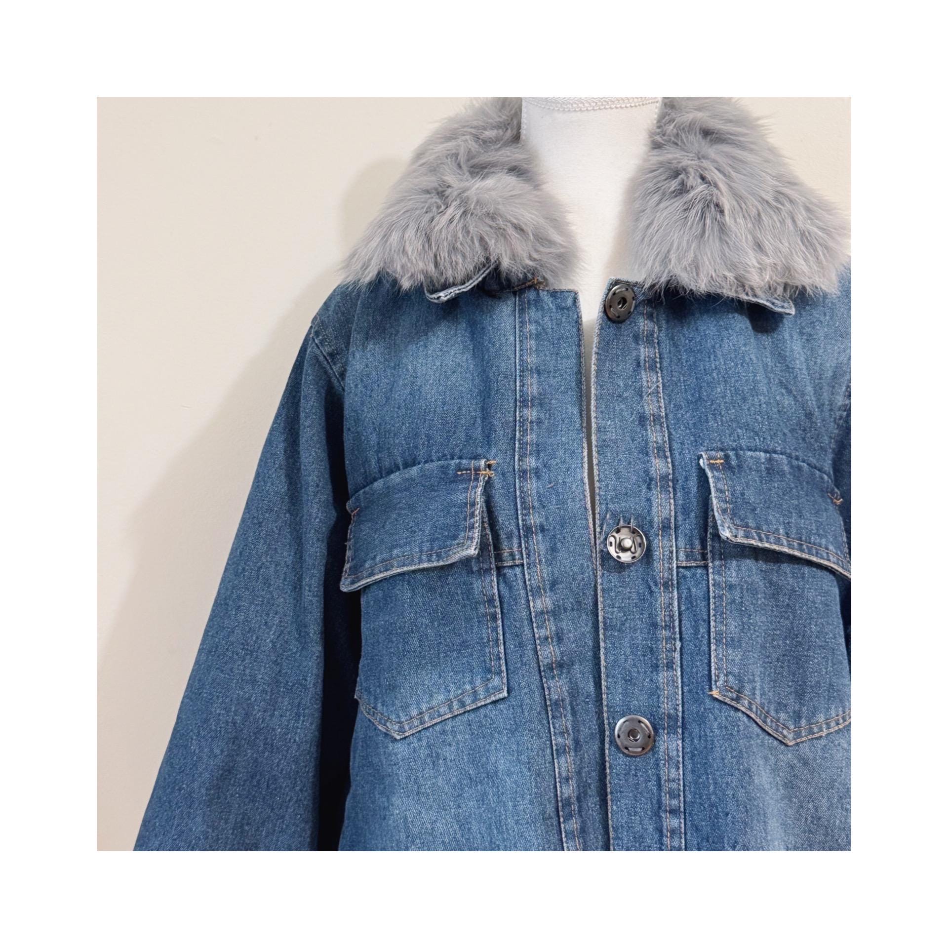 Vintage Denim Jacket With Real Rabbit Fur Collar – M-L Fit, Faux