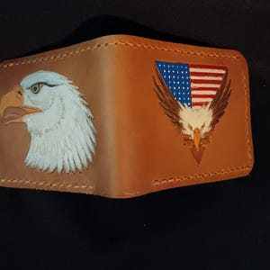 Cartera Orgullo Americano. Cartera Águila Calva. Cartera de Cuero. Cartera de Cuero Tallado. Cartera Cosida a Mano.