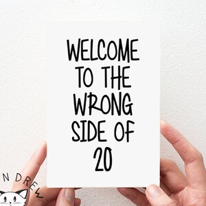 Bienvenue du mauvais côté de la carte 20. Carte d’anniversaire. 20e anniversaire.  Drôle de carte. PGC035