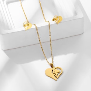 Gold Broken Heart Necklace and Earrings - Stainless Steel Set, Symbolic Love and Friendship Jewelry, Women&#39;s Gift