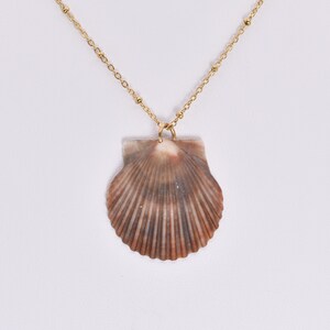 Scallop Shell Jewelry, Handmade Seashell Necklace, Boho Beach Jewelry, Ocean-Inspired Gift, Coastal Style, Shell Jewelry, 30A Souvenir