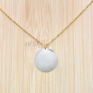 Scallop Shell Necklace, Handmade Seashell Necklace, Boho Beach Jewelry, Ocean-Inspired Gift, Coastal Style, Shell Jewelry, 30A Souvenir