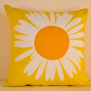 Sunflower Pillow Case | Marimekko Pattern |  Auringonkukka | Yellow 16x16&quot; (40x40cm)