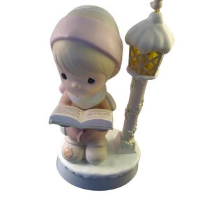 Precious Moments Lightup/Musical Figurine - O Come, All Ye Faithful