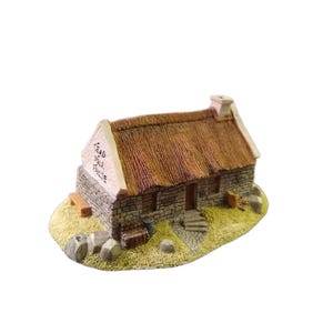 Irish Cottage Figurine - Etsy