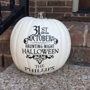 Halloween decal is a great way for you Jack O Lanterns to last even longer this year!  No carve pumpkin stickers easily apply to a real or faux pumpkin.  Great as porch decor, personalized decal or just fun for October 31!  PUMPKIN NOT INCLUDED.