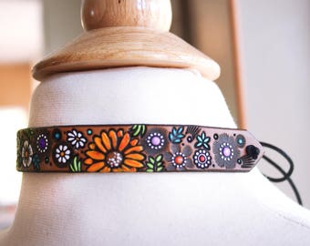 Choker necklace - Leather Wildflowers and Sunflowers Accessory - Colorful Hand Painted - Handmade by Mesa Dreams - Adjustable Vintage Style