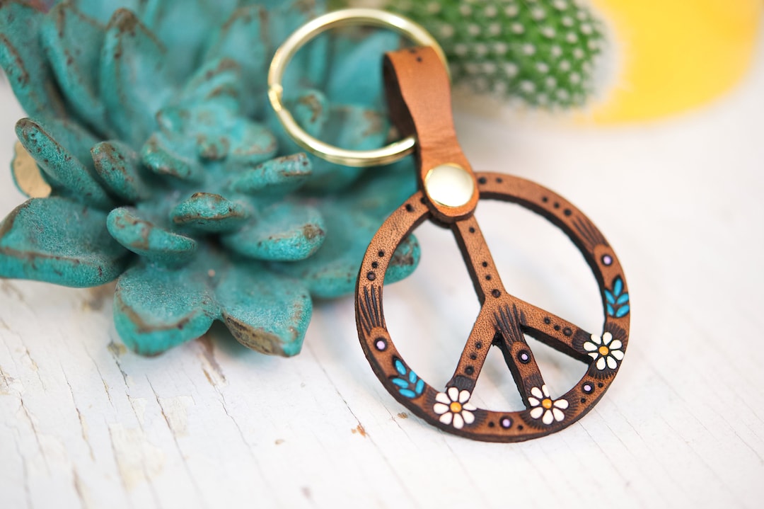 Leather Keychain - Peace Sign and Daisy Key Fob - Retro Hippie Gift - Etsy
