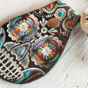 Handmade Sugar Skull Leather Keychain: Día de los Muertos