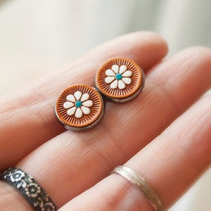 Floral Leather Stud Earrings - Gunmetal or Silver Posts - Hand painted leather jewlery - Daisy - Pick stain color & accent color