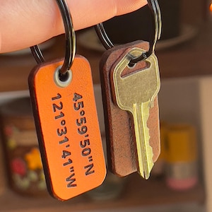 Llavero de cuero personalizado con coordenadas GPS, regalo de aniversario imagen 2
