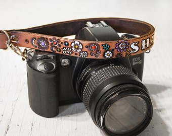 Custom Leather Camera Wrist Strap Or Key Ring - Floral pattern - Add your name or initials - Loop strap - Swivel clip - hand tooled leather
