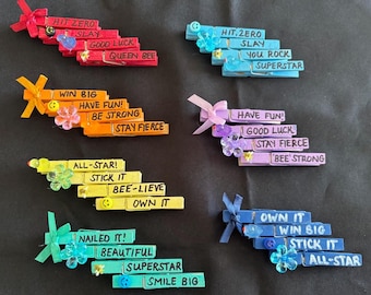 40 Stück Cheer Pins Spirit Clips – Bunte Holz-Wäscheklammern Mit Entenanhänger, Für Rucksäcke & Team-Deko