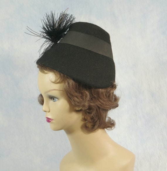 Vintage 40s Black Wool Felt Mini Bucket  Lampshad… - image 1