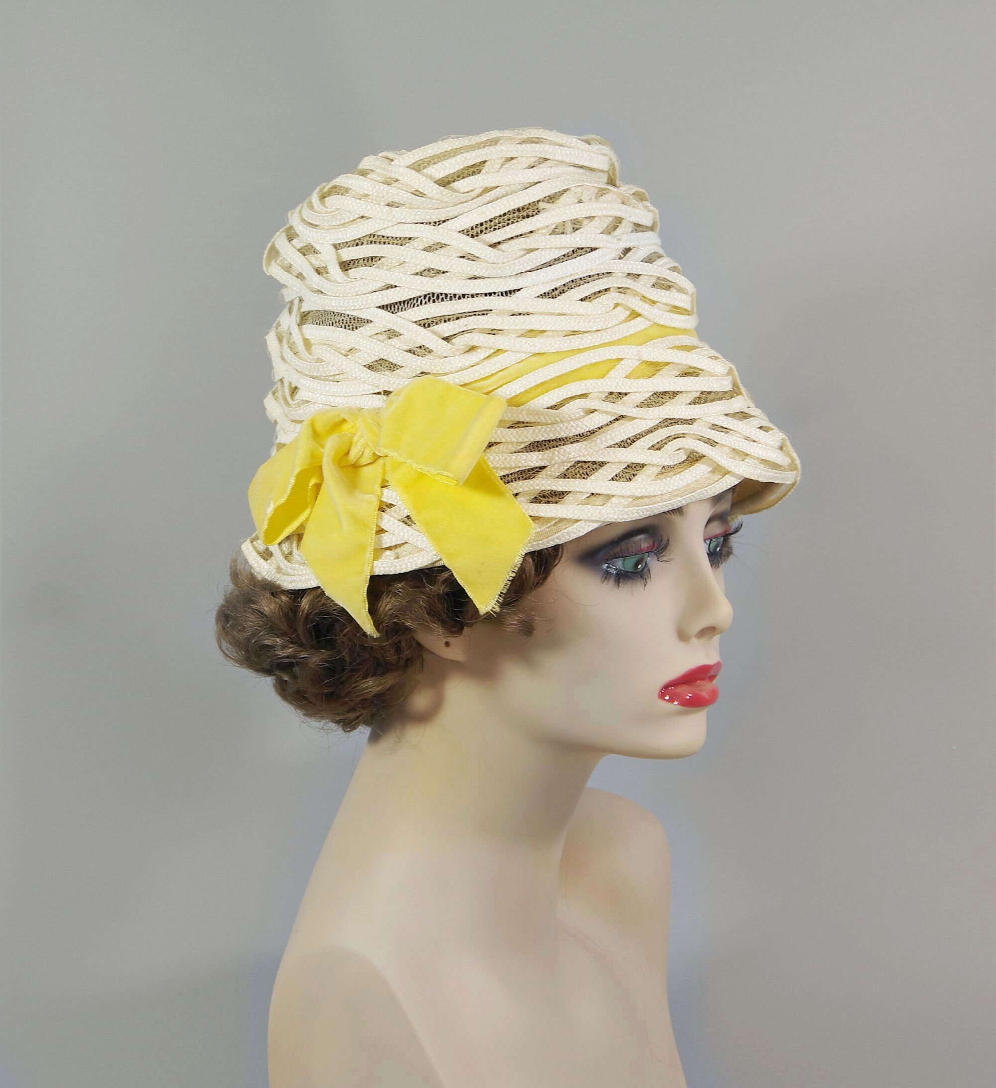 Price Reduction! Vintage 1970s Gwenn Pennington Braided Straw