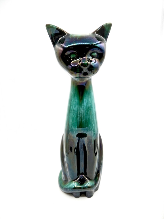 Vintage Blue Mountain Pottery Cat Figurine - Green Glaze, Mid