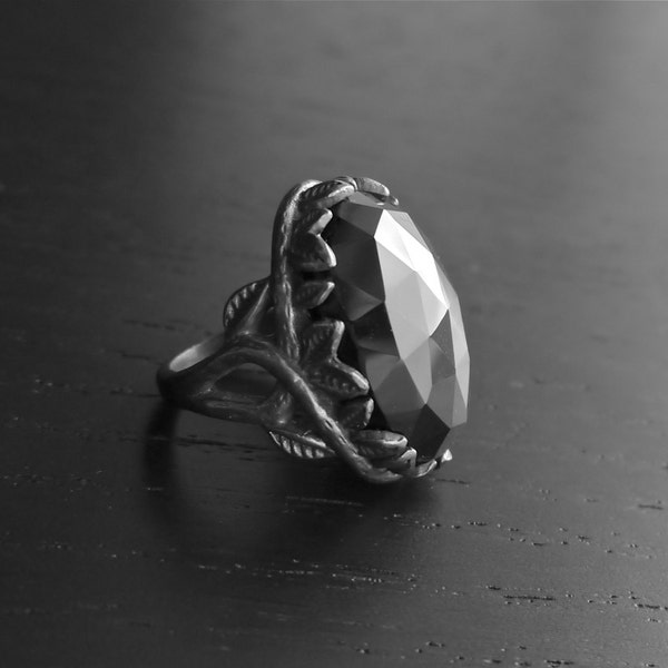 Croatoan Ring - Onyx
