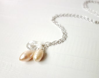 Pendant Necklace Peach Freshwater Pearls Sparkly Glass Drop Minimalist Chain Necklace for Women