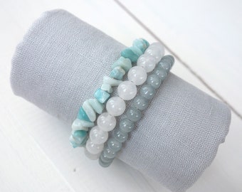 Bracelet manchette en perles multirangs, pierres d'agate amazonite vert menthe, bracelet en couches de perles de verre gris blanc pour femme