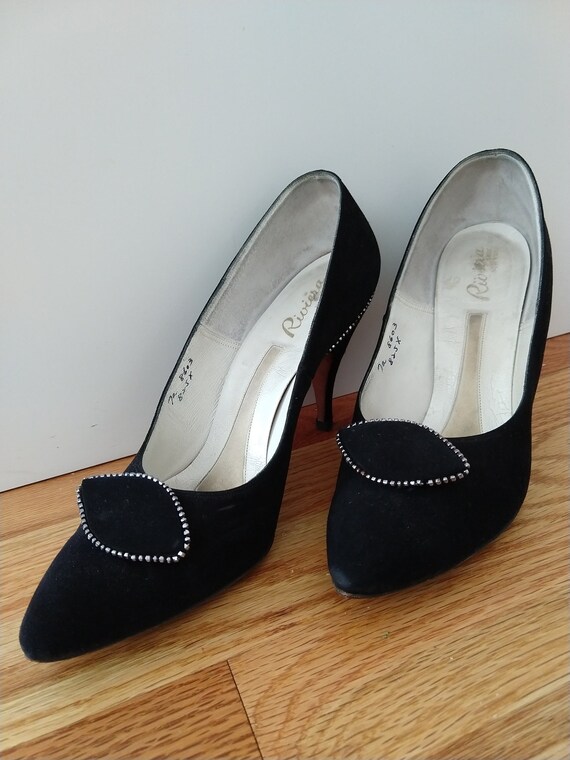 1950's stiletto pumps - faux suede - size 7 - image 2