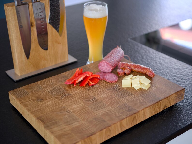 Handgefertigtes-Strinholz-Schneidebrett mit Öl-Finish