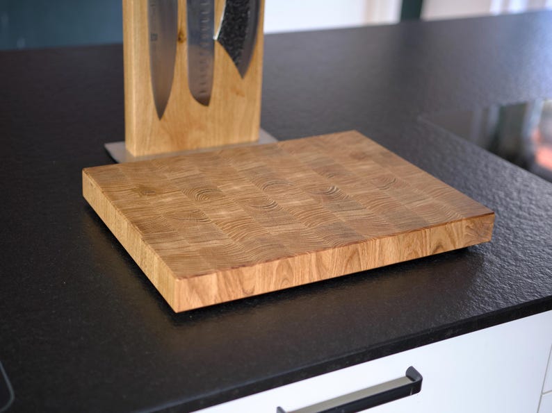 Oak end grain cutting board - handmade, cutting board, handmade gift, housewarming gift, barbecue gifts image 7