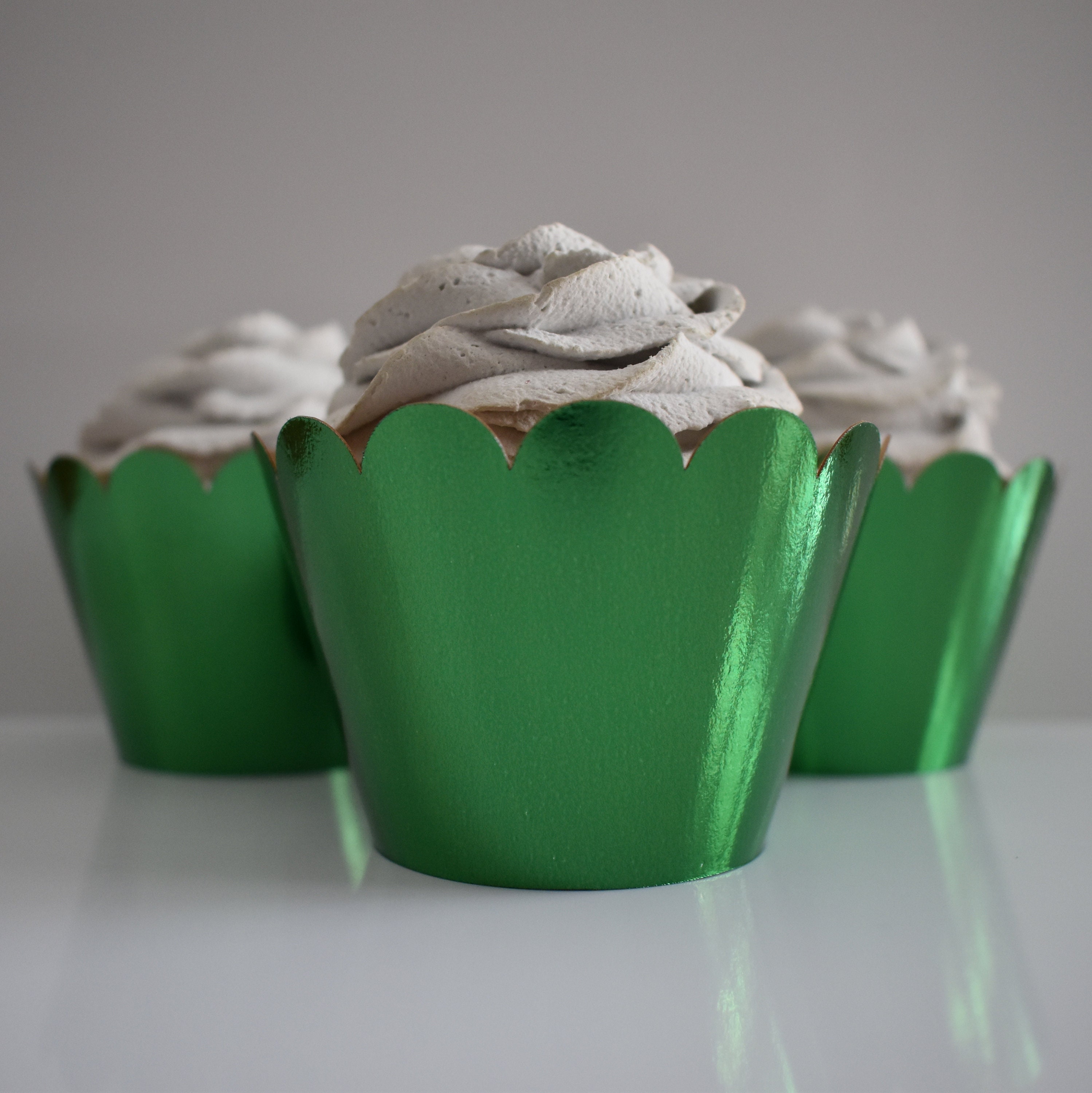 12 Metallic Green Foil Cupcake Wrappers Set of 12...fully Etsy UK