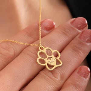 Personalized Heart Paw Necklace, Paw Name Necklace, Pet Memorial Jewelry, Dog Mom Gift, Personalized Pet Lover Gift, Gift For Dog Mom