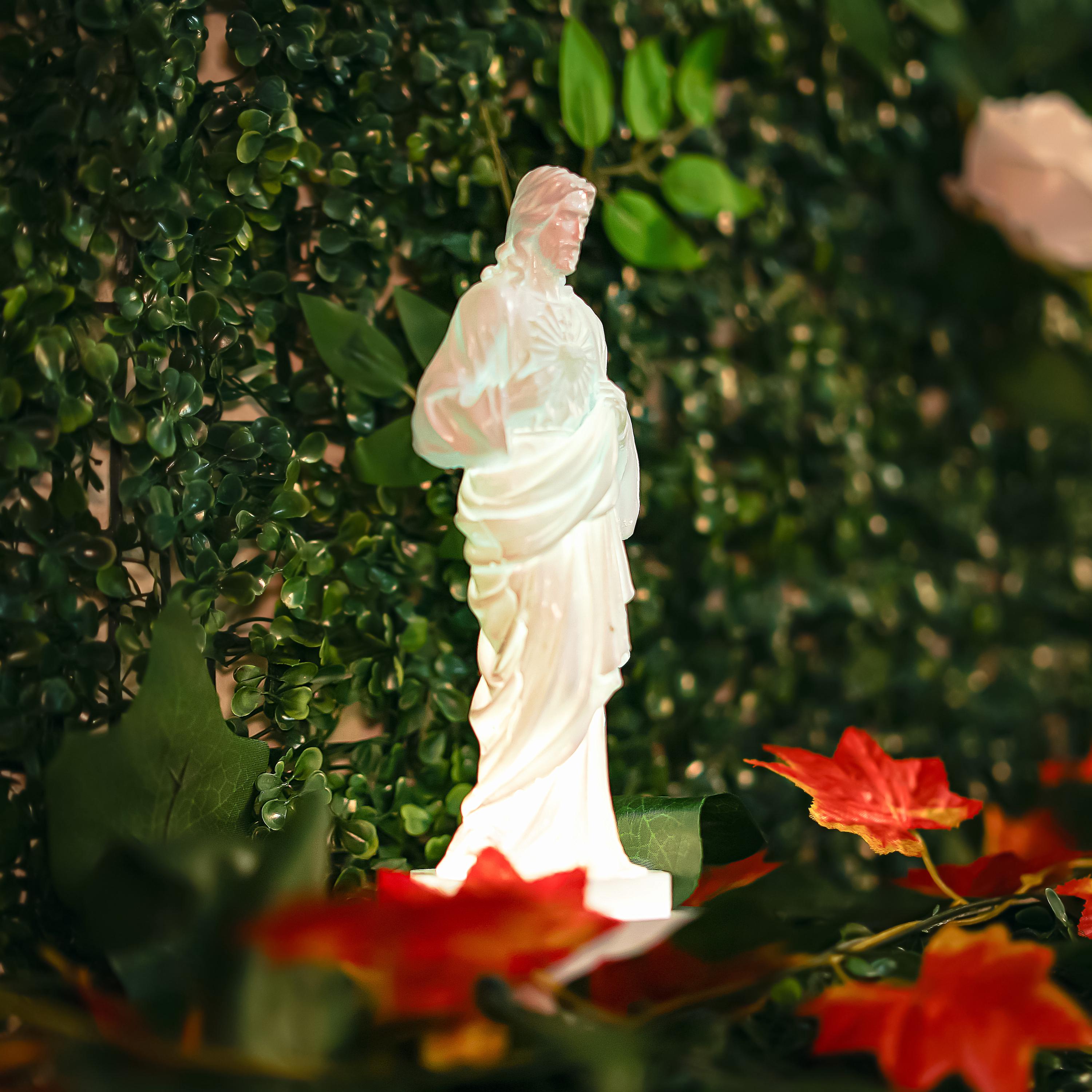 Jesus Table Lamp, Battery Operated Jesus Statue Art, Illuminated