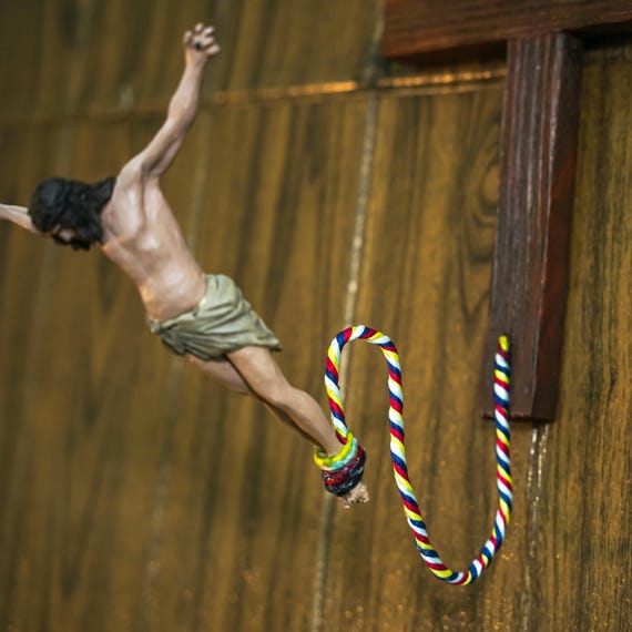 Statua Di Ges&ugrave; Cristo Che Salta In Resina - Decorazione Spirituale Per Parete