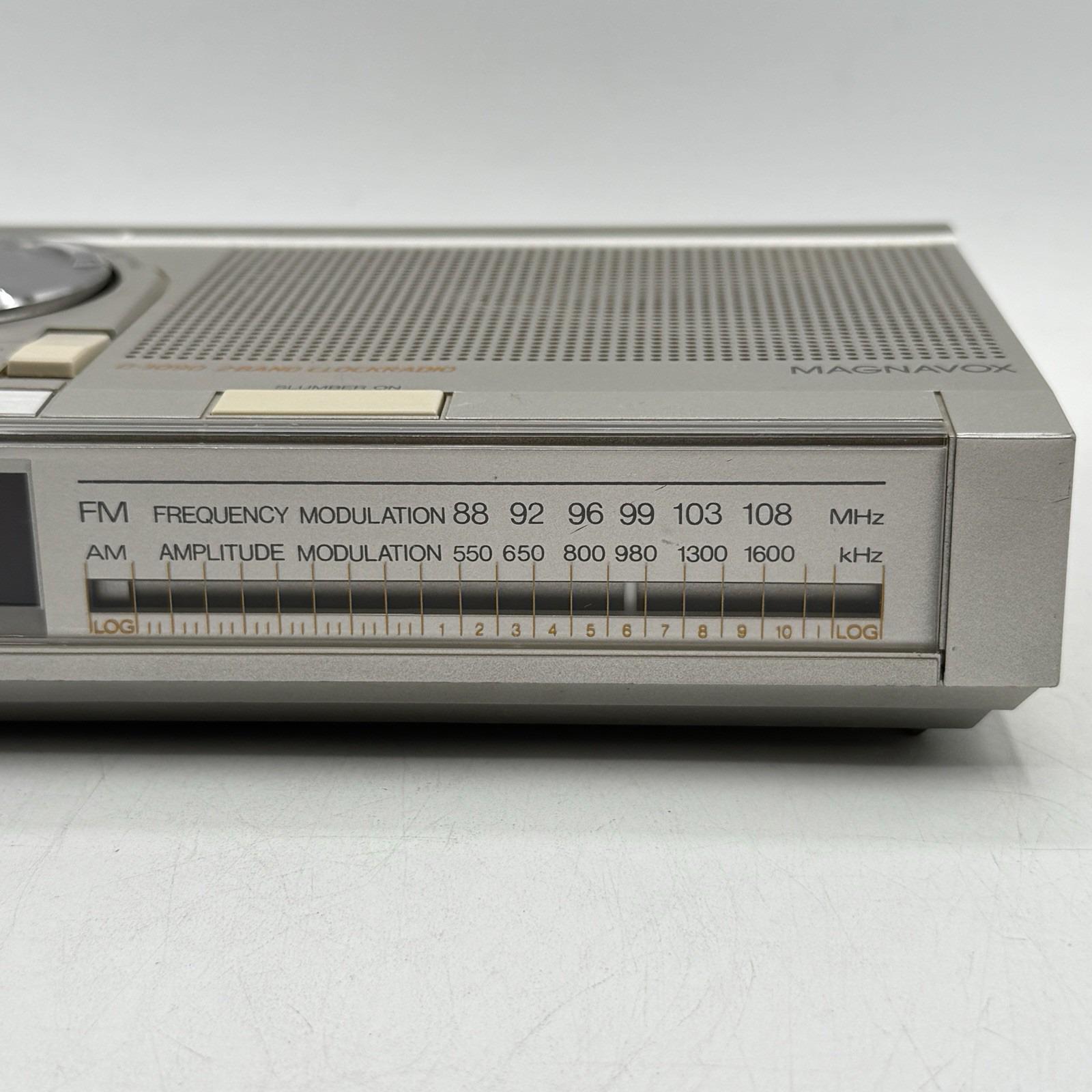 Radio Magnavox D2999 Shortwave AM FM - Double Haut-parleur - Testée