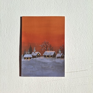 Gouachemalerei. Minipostkarte. Kleines Bild.10 x 15 cm.Lesezeichen.Winter.Roter Himmel.Schnee
