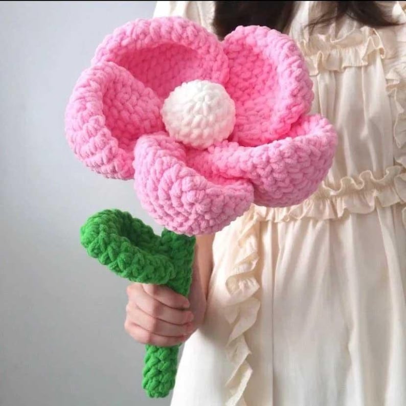 Giant Flower Crochet Pattern Big Flower Pillow Plushie Amigurumi Easy