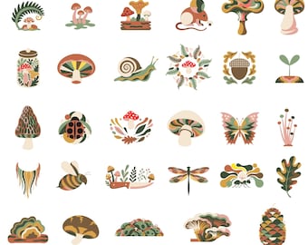 Op de afbeelding: Een verzameling van 29 paddenstoel-thema SVG-afbeeldingen in verschillende stijlen en kleuren. De illustraties bevatten verschillende soorten paddenstoelen, een slak, een muis, een vlinder en andere door de natuur geïnspireerde elementen. De tekst bovenaan luidt "29 MUSHROOM SVG BUNDLE".