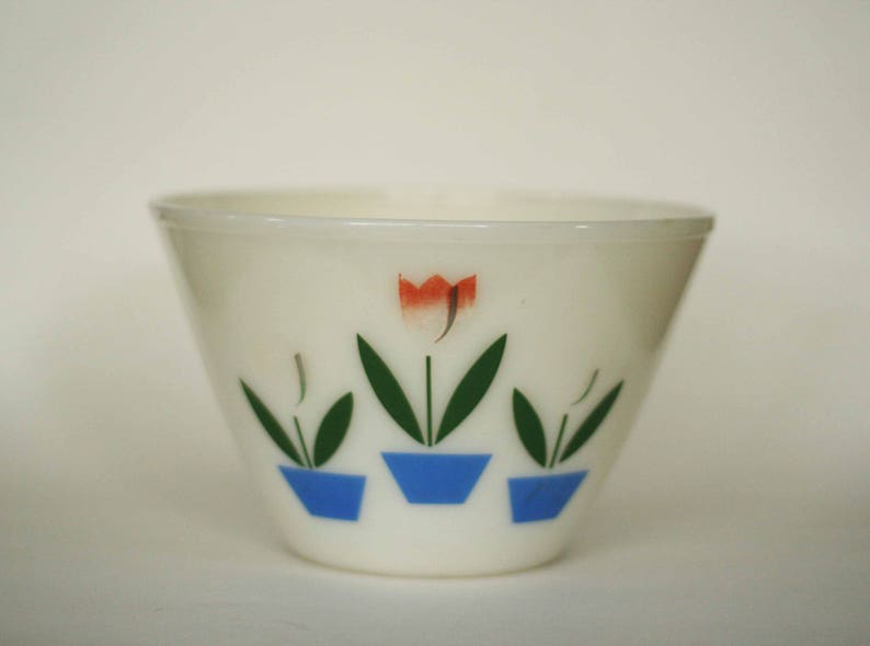 vintage fire king tulip bowl image 2