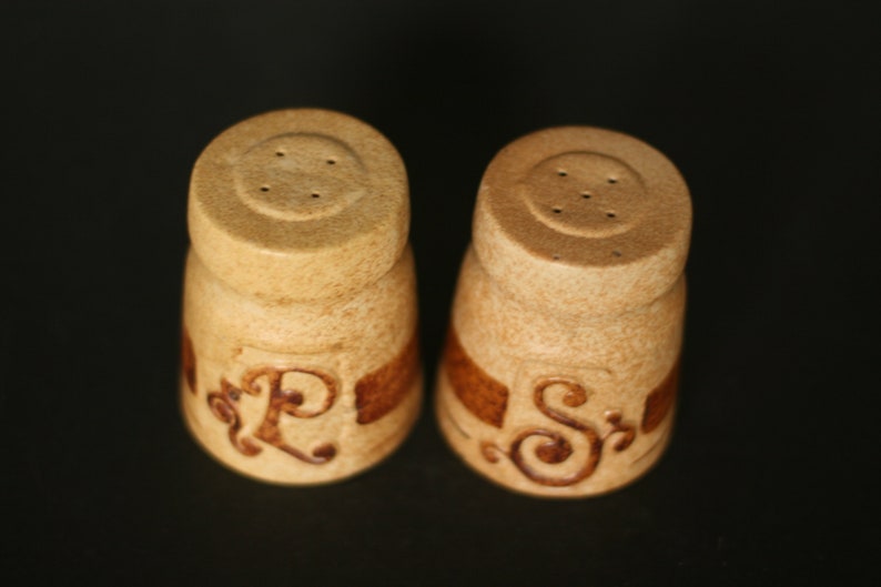 vintage pottery craft salt and pepper shakers/brow pottery shakers/made in USA image 2