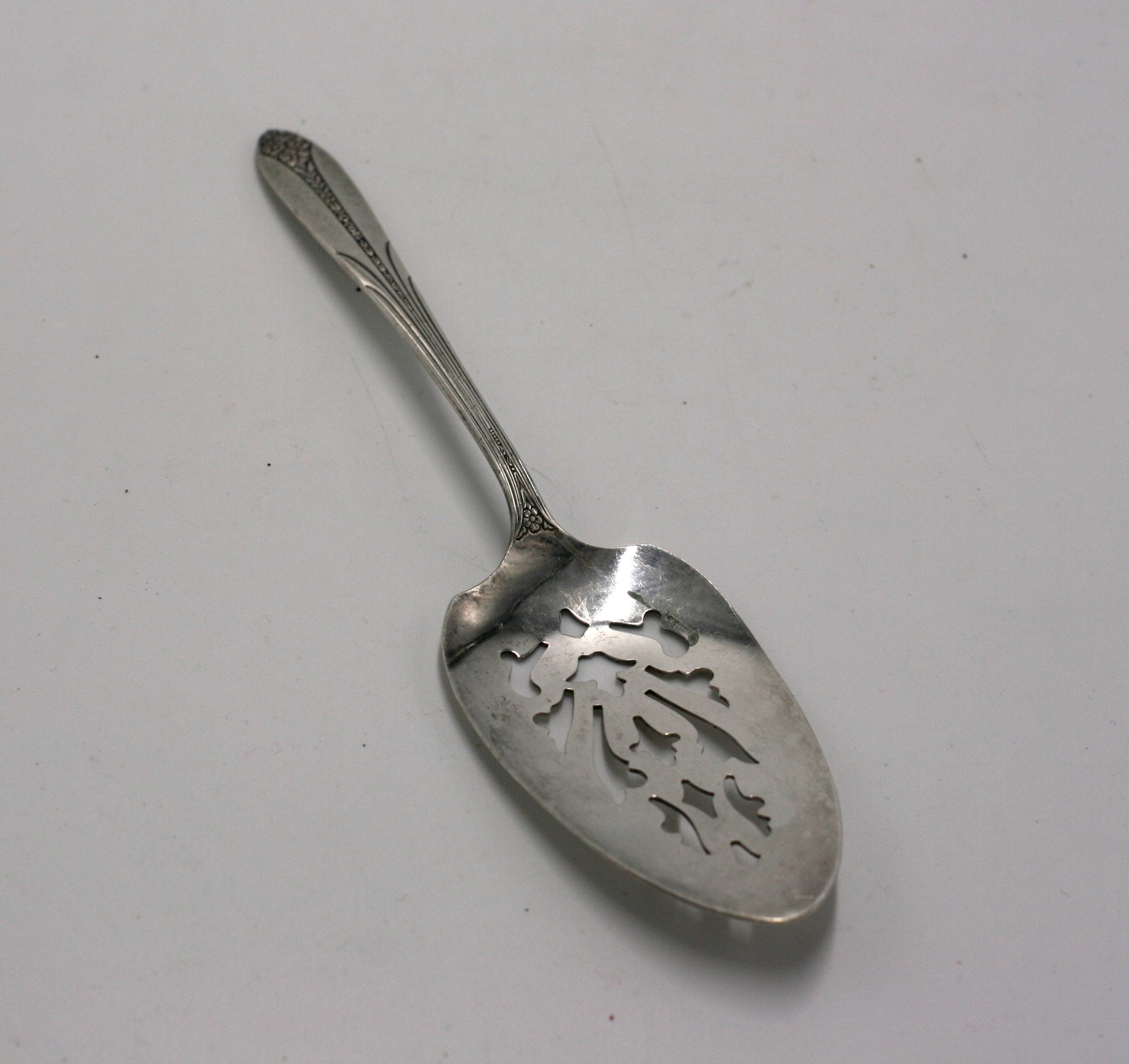 thumbnail image 2 of National Silver Co NARCISSUS Silverplate Flatware Set – Sugar Spoon, Butter Knife, Serving Pieces 2 of 4