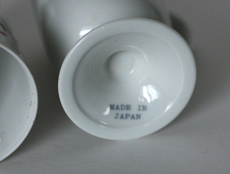 Vintage Holly Coffee Mugs Made in Japan Set of Four Etsy