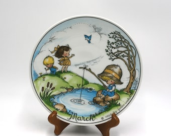 Joan Walsh Anglund - 1966 November Ceramic Collector's Plate - Etsy