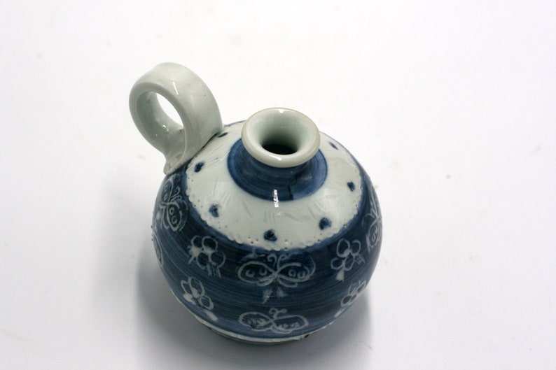 vintage blue and white pottery vase image 4